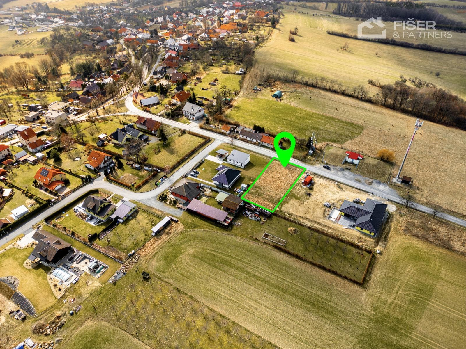 Prodej pozemku 884m2, Police