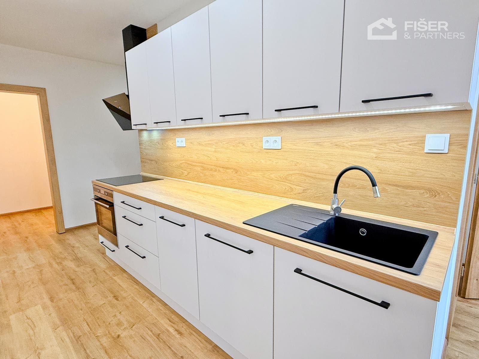 Pronájem bytu 2 + 1, 55 m2