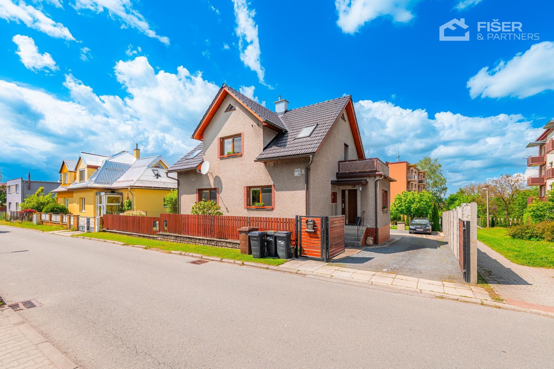Prodej dvougeneračního domu 160 m2, pozemek 815 m2
