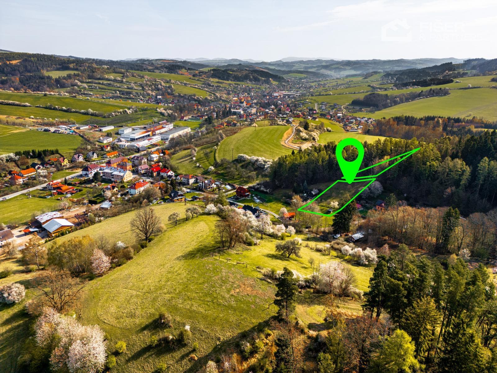 Prodej stavebního pozemku 1611 m2 a lesa 673 m2