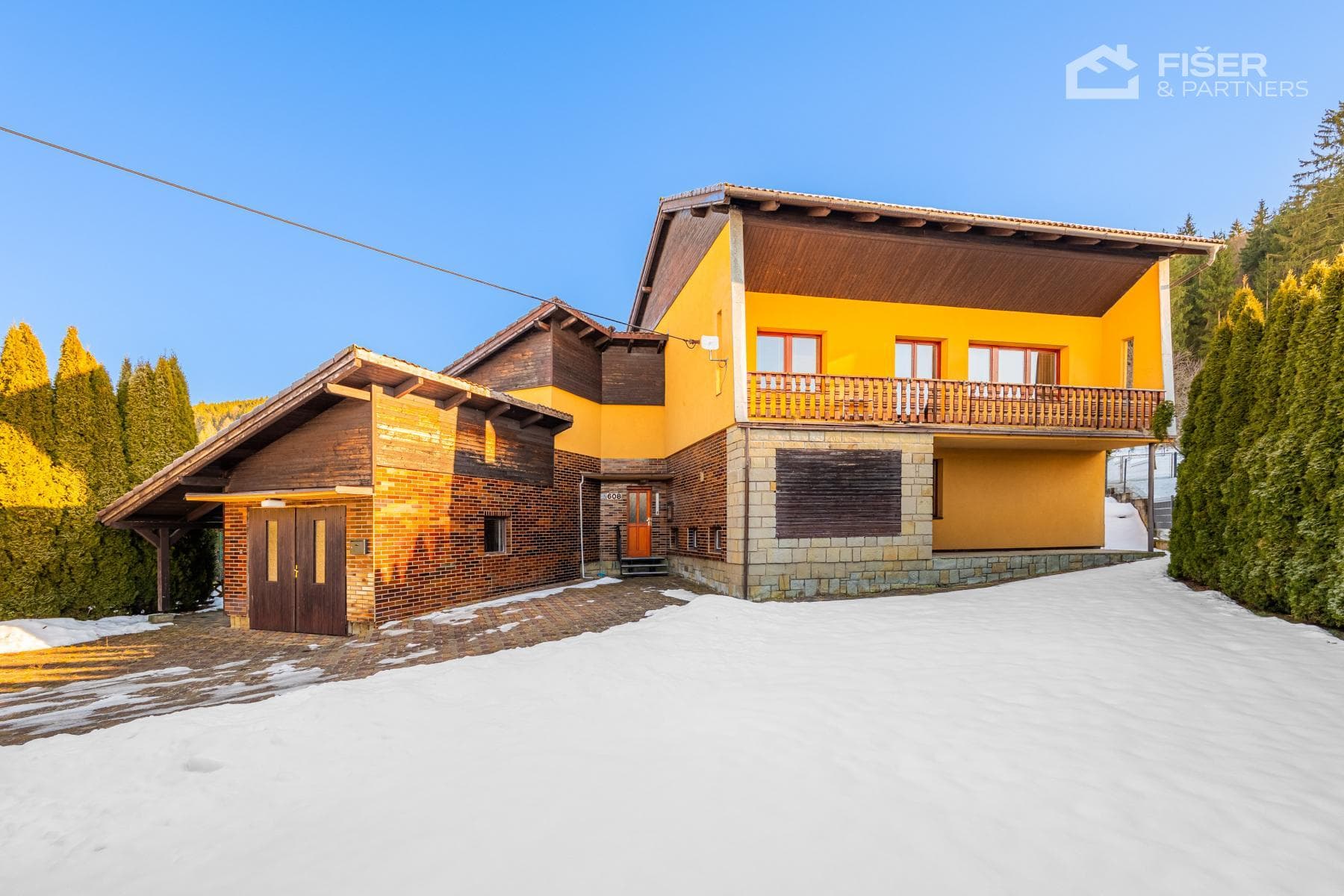 Prodej rodinného domu 232 m2, zahrada 800 m2